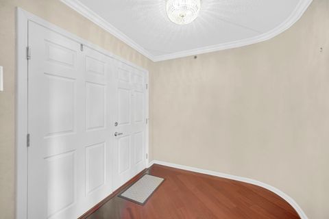 Tiny photo for 730 Creekside Drive #405C, Mount Prospect, IL 60056 (MLS # 12481058)