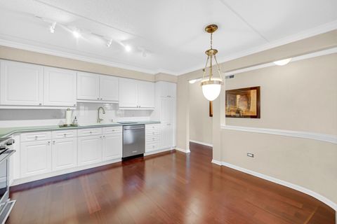 Tiny photo for 730 Creekside Drive #405C, Mount Prospect, IL 60056 (MLS # 12481058)