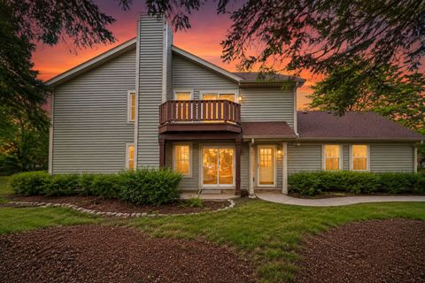 Tiny photo for 1065 Rockport Drive, Carol Stream, IL 60188 (MLS # 12685990)