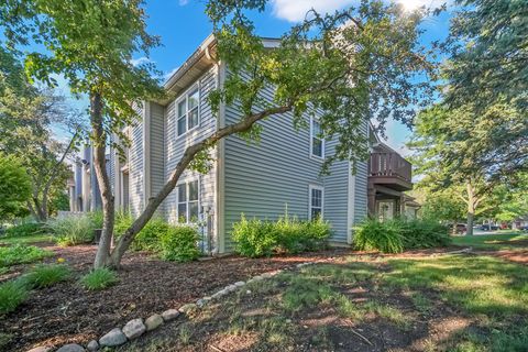 Tiny photo for 1065 Rockport Drive, Carol Stream, IL 60188 (MLS # 12685990)