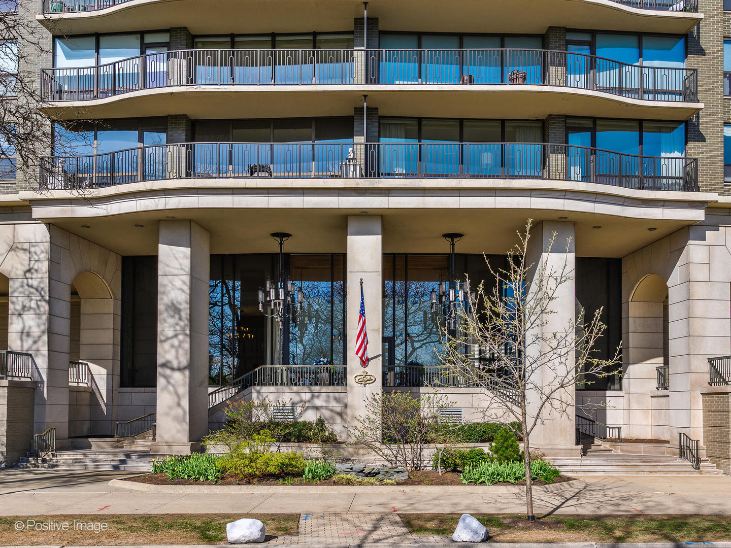 1040 N LAKE SHORE Drive 34B