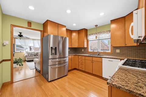 Tiny photo for 2642 N 72nd Court, Elmwood Park, IL 60707 (MLS # 12751401)