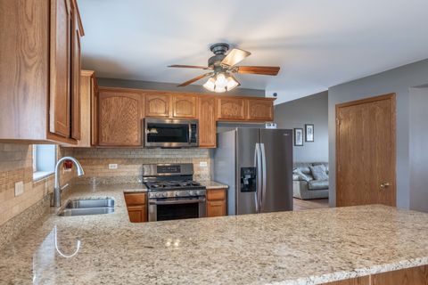 Tiny photo for 800 Maplewood Drive, Minooka, IL 60447 (MLS # 12596318)