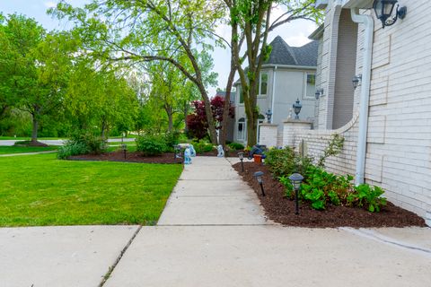 Tiny photo for 6722 Sweetbriar Lane, Darien, IL 60561 (MLS # 12368349)