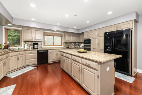 Tiny photo for 6722 Sweetbriar Lane, Darien, IL 60561 (MLS # 12368349)