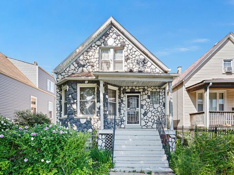 1930 N Kenneth Avenue Chicago IL 60639