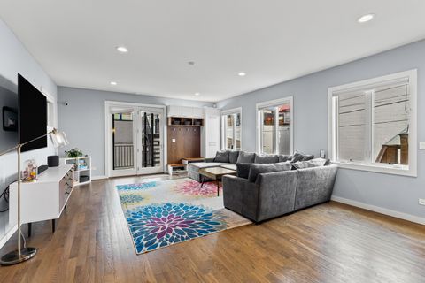 Tiny photo for 2320 N Hamilton Avenue #1, Chicago, IL 60647 (MLS # 12352052)