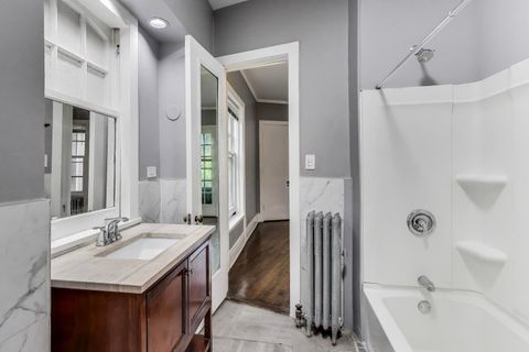 Tiny photo for 1615 E Hyde Park Boulevard #2, Chicago, IL 60615 (MLS # 12505598)