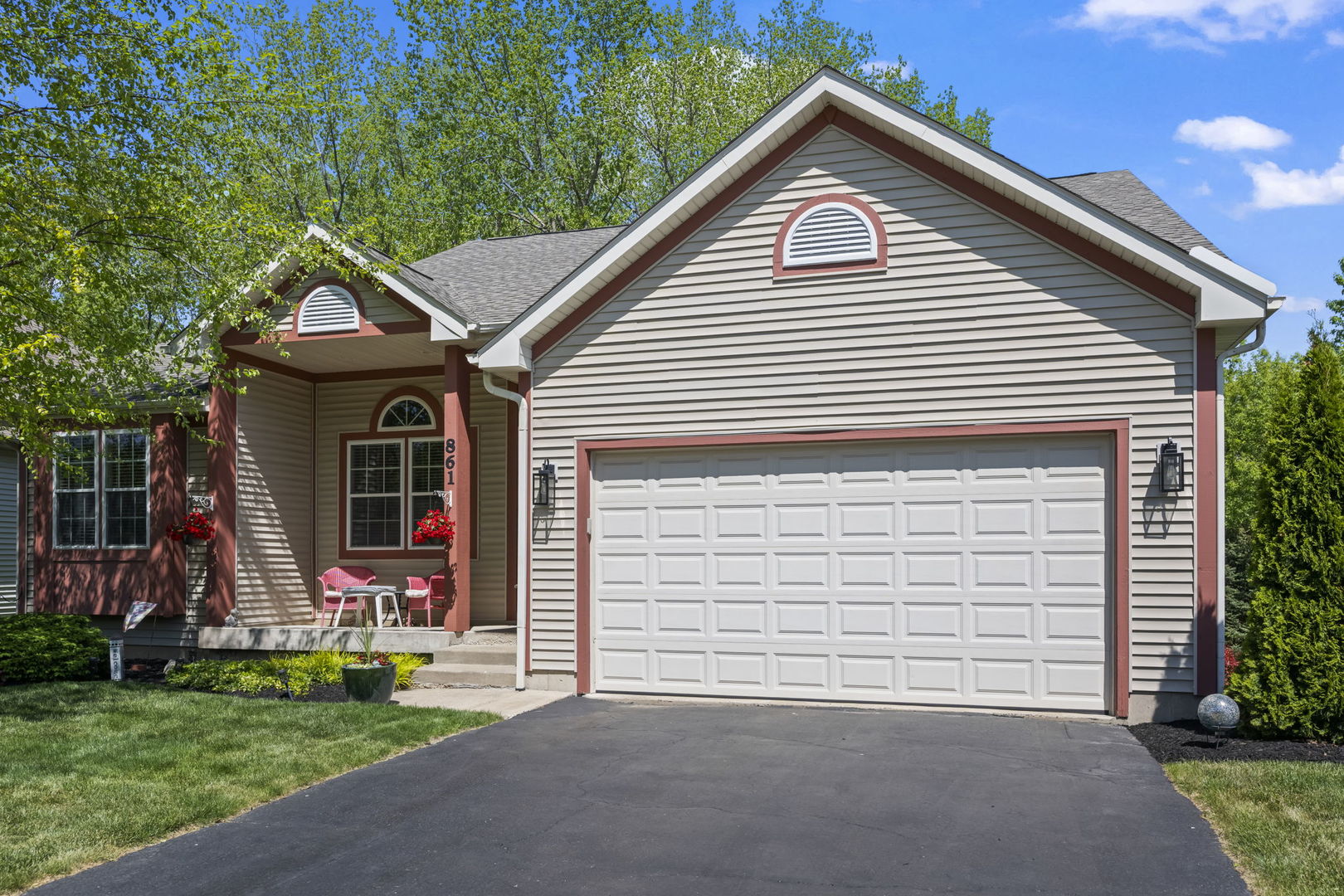 861 Prairie Ridge Drive