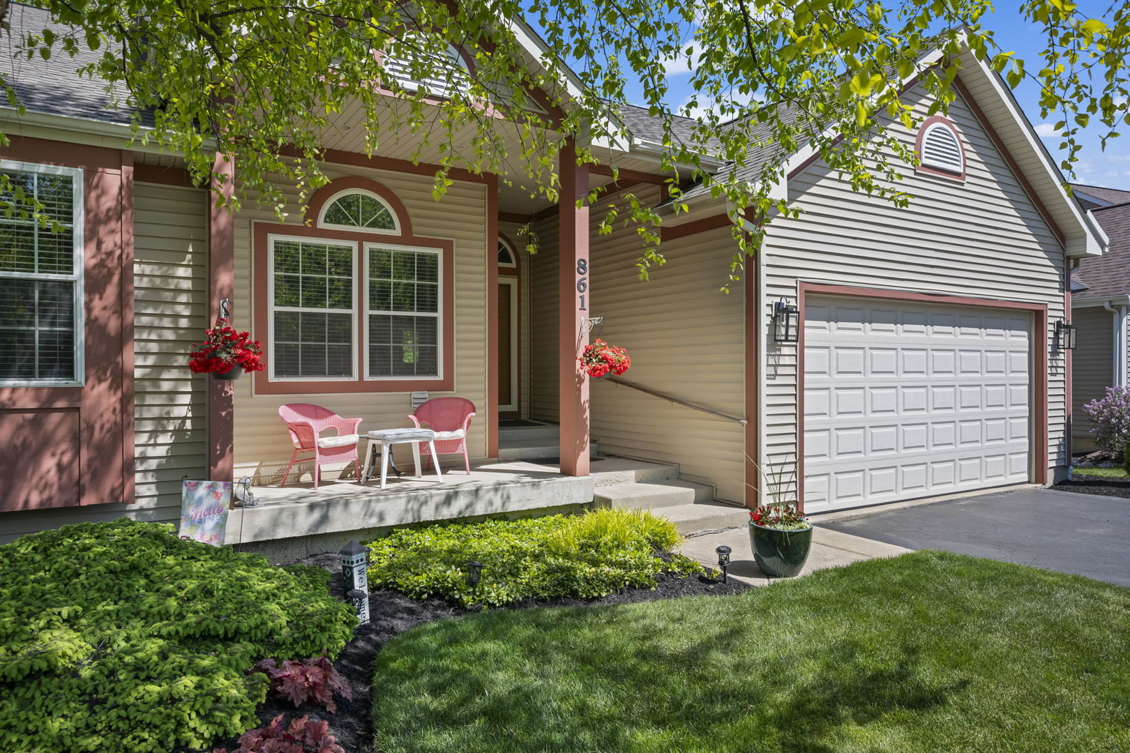 861 Prairie Ridge Drive