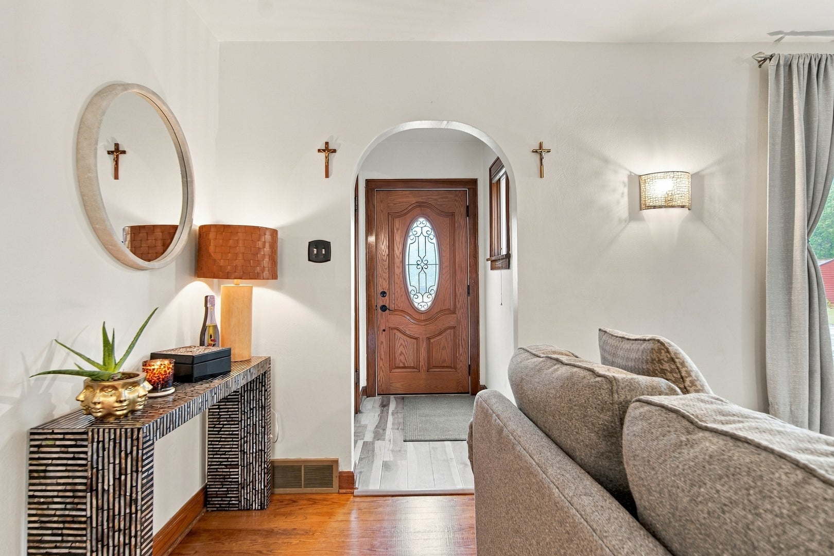 616 W 11th Street