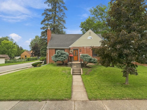Photo of 616 W 11th Street, Sterling, IL 61081 (MLS # 12768648)