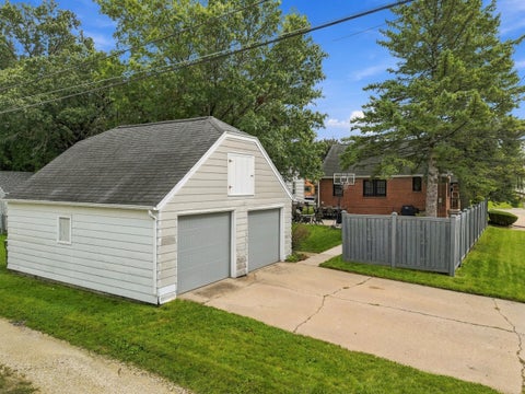 Tiny photo for 616 W 11th Street, Sterling, IL 61081 (MLS # 12768648)