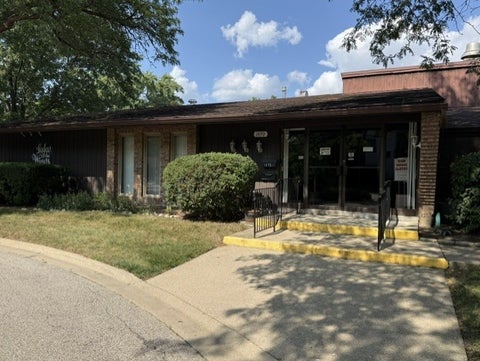 Tiny photo for 1500 Harbour Drive #1S, Wheeling, IL 60090 (MLS # 12713191)