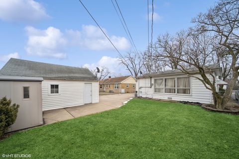 A home in Oak Lawn