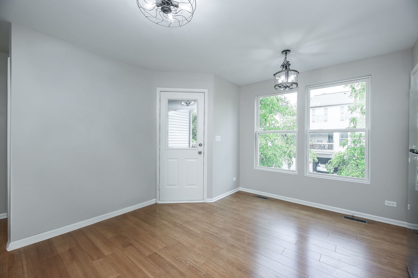635 Conservatory Lane 635