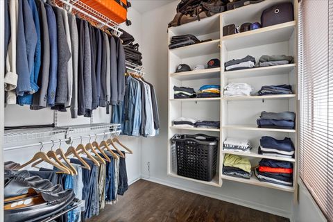 Tiny photo for 1447 N CLEVELAND Avenue #G, Chicago, IL 60610 (MLS # 12609740)