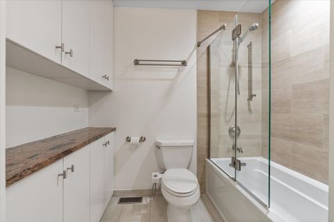 Tiny photo for 1447 N CLEVELAND Avenue #G, Chicago, IL 60610 (MLS # 12609740)