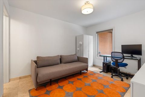 Tiny photo for 1447 N CLEVELAND Avenue #G, Chicago, IL 60610 (MLS # 12609740)