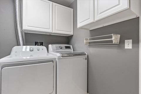 Tiny photo for 1447 N CLEVELAND Avenue #G, Chicago, IL 60610 (MLS # 12609740)