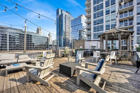 Tiny photo for 225 W Huron Street #212, Chicago, IL 60654 (MLS # 12491367)