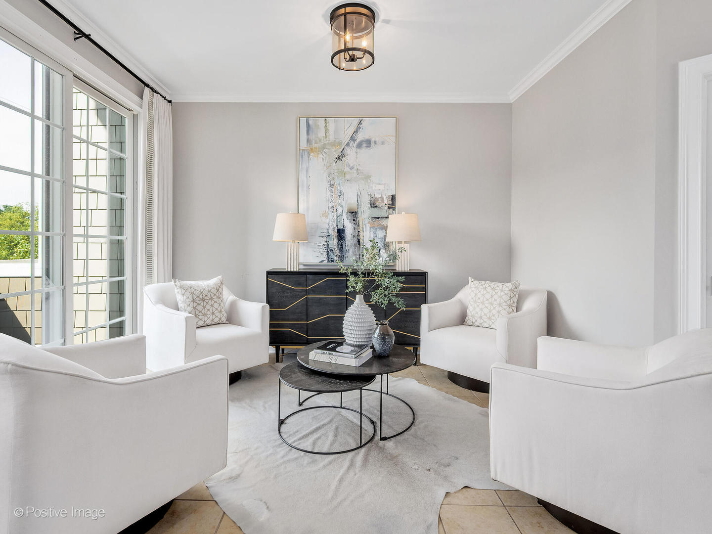 63 W Kennedy Lane
