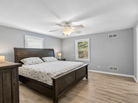 Tiny photo for 509 Ticonderoga Lane, Naperville, IL 60563 (MLS # 12625469)