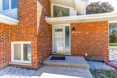 Tiny photo for 14739 Maple Avenue, Orland Park, IL 60462 (MLS # 12530798)