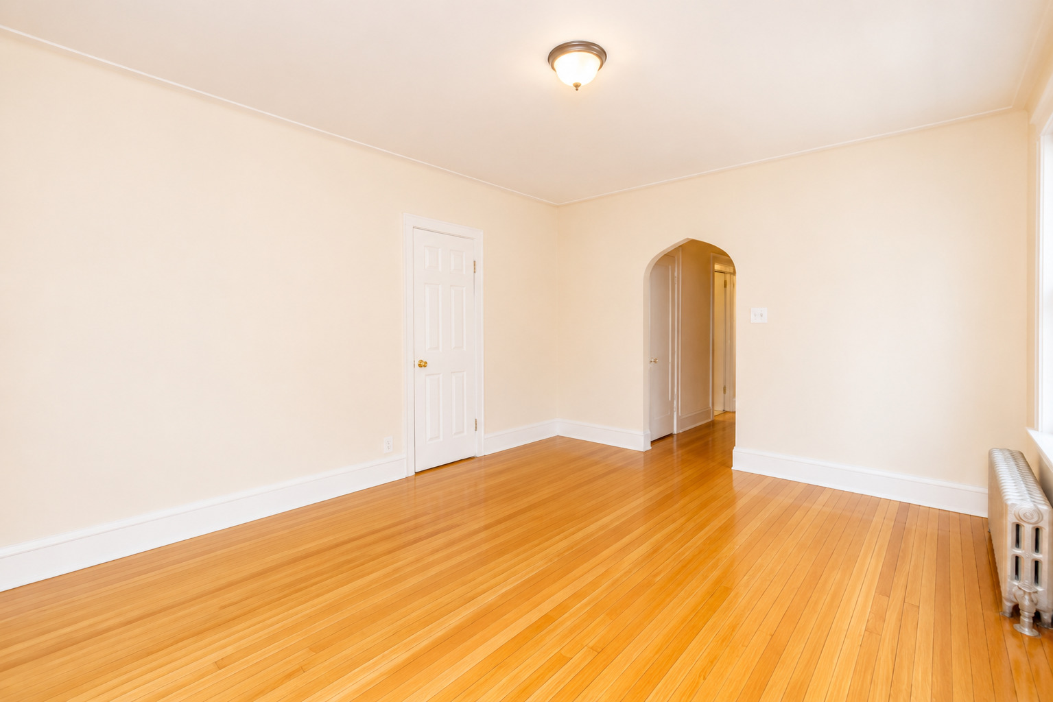 1137 W Columbia Avenue 2