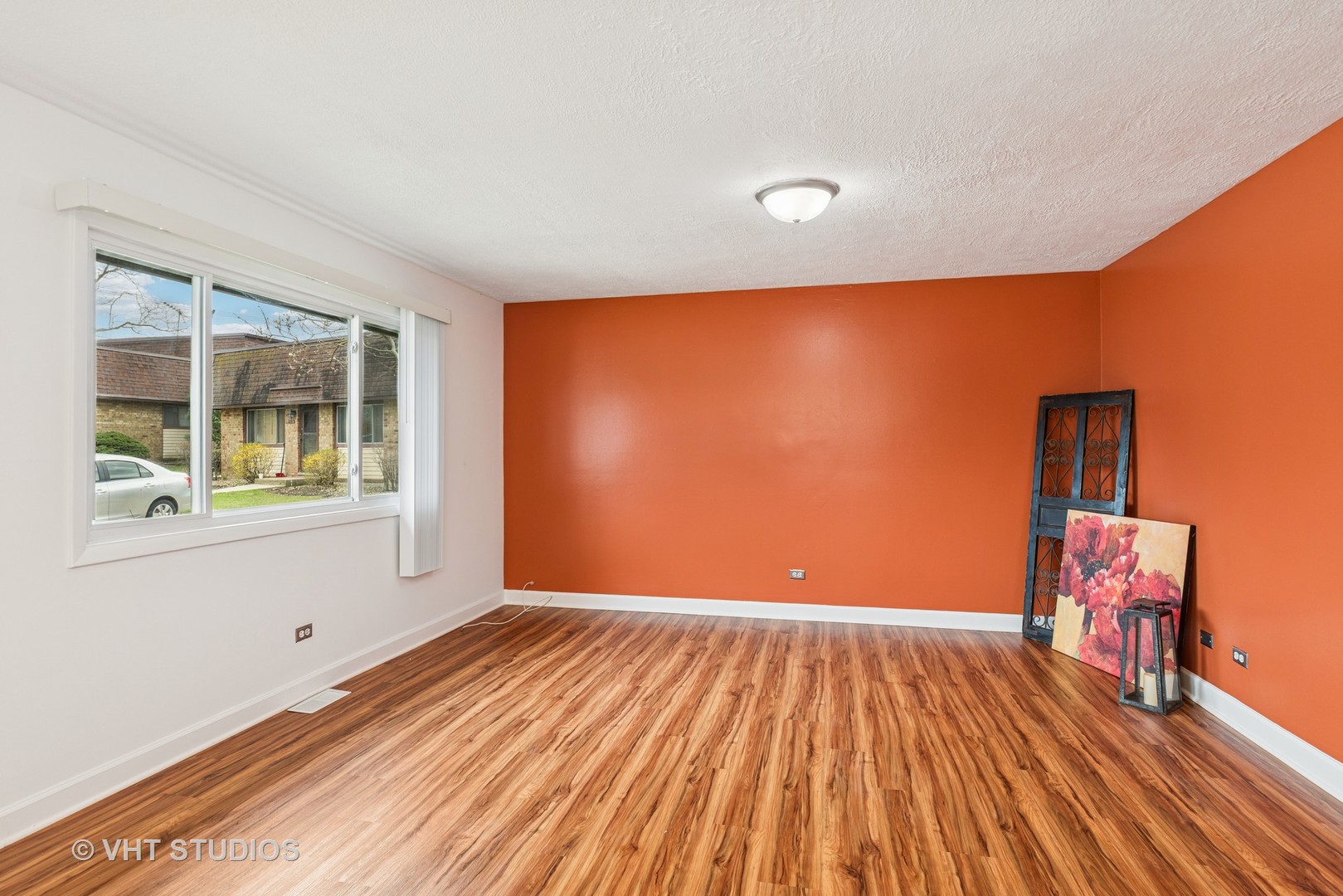 2630 Woodview Court