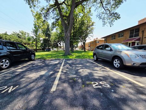 Tiny photo for 1431 BALMORAL Avenue #2S, Westchester, IL 60154 (MLS # 12706289)