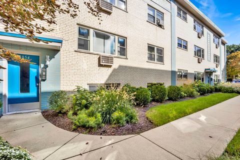 Tiny photo for 4854 N Paulina Street #1W, Chicago, IL 60640 (MLS # 12485689)