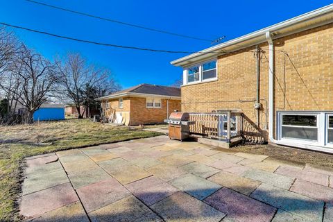 Tiny photo for 9043 Kenton Avenue, Skokie, IL 60076 (MLS # 12584270)