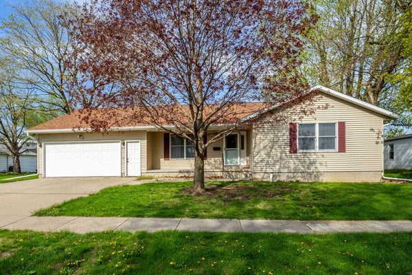 413 N EAST ST, CAMBRIDGE, IL 61238 - Image 35f28cbe4d753a0ef8b2d8eaa009ea6e/2132935075