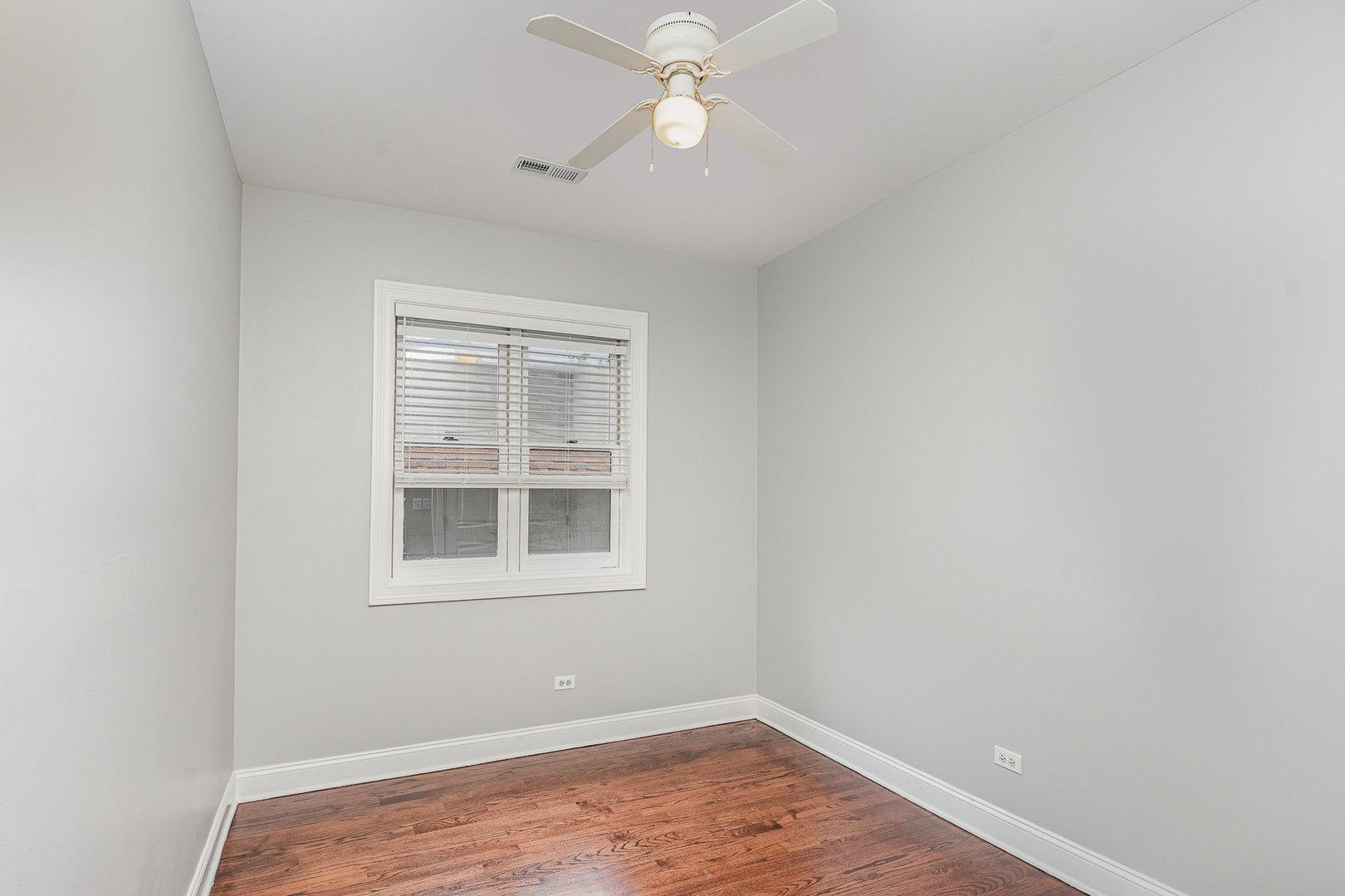 641 E 50TH Street 3
