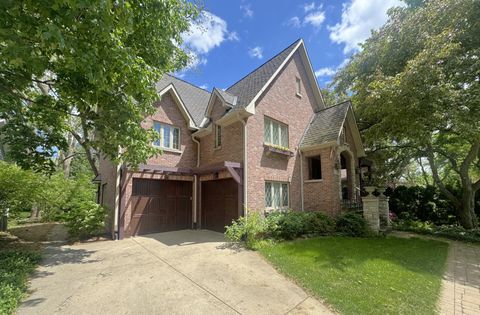 709 Prospect Avenue Barrington IL 60010