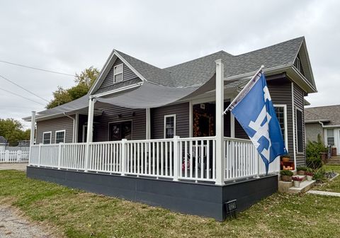 Tiny photo for 1029 Creve Coeur Street, Lasalle, IL 61301 (MLS # 12501947)