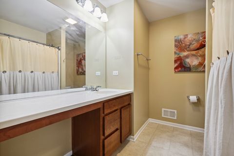 Tiny photo for 2622 Lilac Way, Yorkville, IL 60560 (MLS # 12434716)