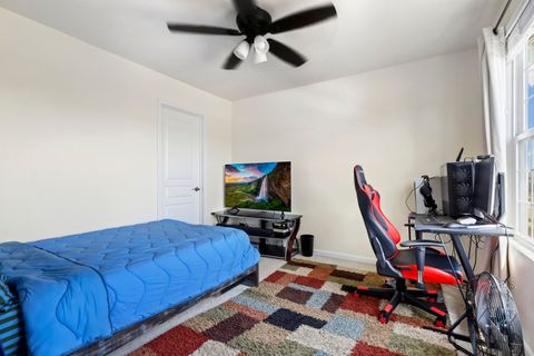 Tiny photo for 2622 Lilac Way, Yorkville, IL 60560 (MLS # 12434716)