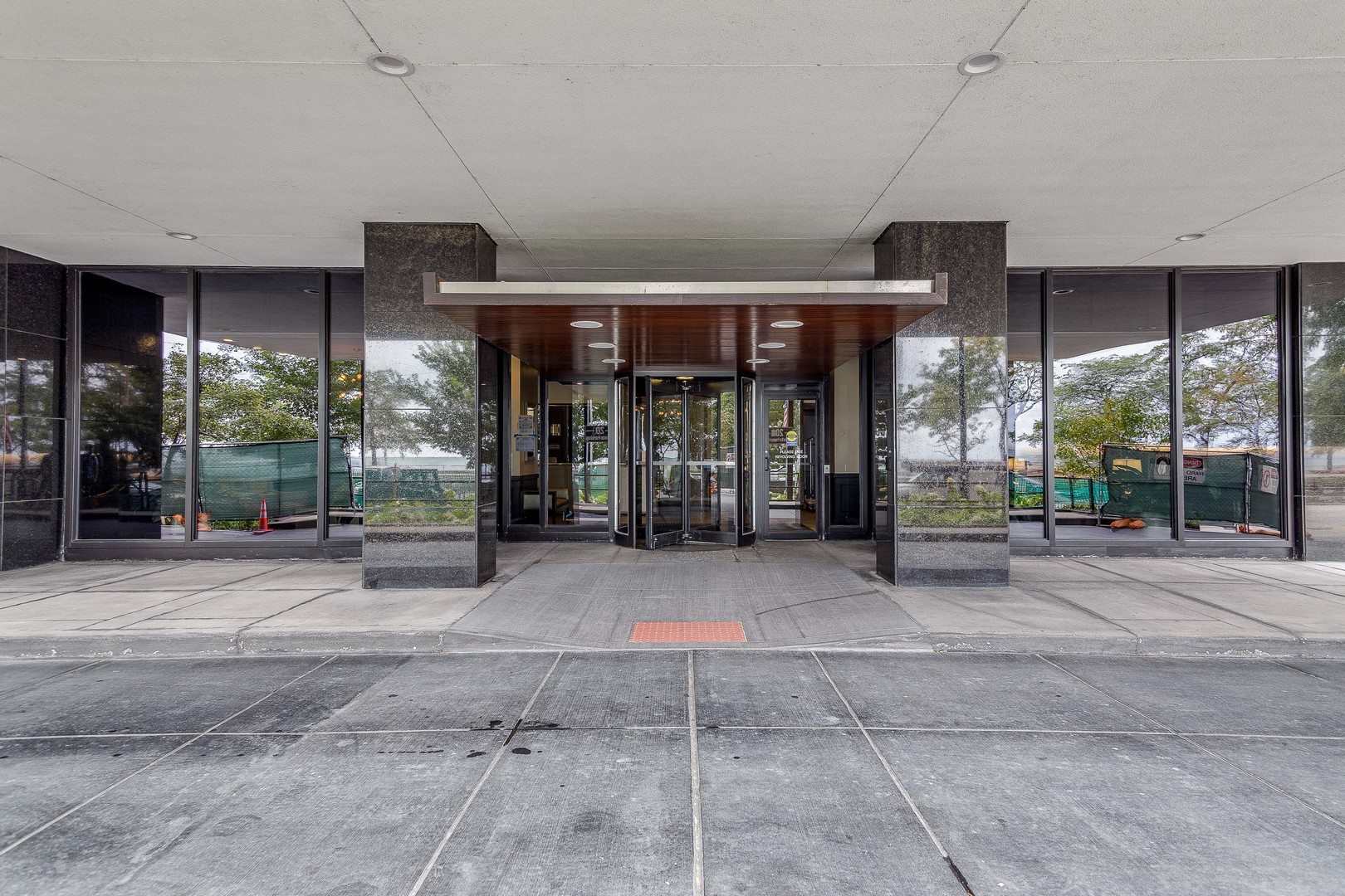 1440 N Lake Shore Drive 22ABCD