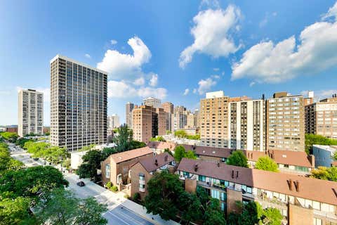 Tiny photo for 1355 N Sandburg Terrace #1002D, Chicago, IL 60610 (MLS # 12737574)