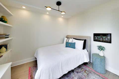 Tiny photo for 1355 N Sandburg Terrace #1002D, Chicago, IL 60610 (MLS # 12737574)