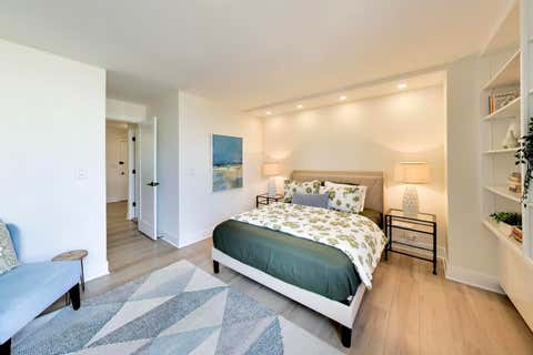 Tiny photo for 1355 N Sandburg Terrace #1002D, Chicago, IL 60610 (MLS # 12737574)