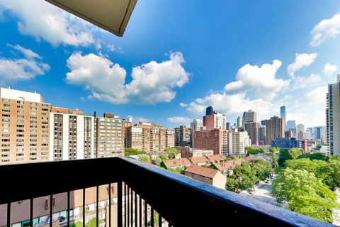 Tiny photo for 1355 N Sandburg Terrace #1002D, Chicago, IL 60610 (MLS # 12737574)