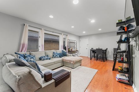 Tiny photo for 5121 W Diversey Avenue #3S, Chicago, IL 60639 (MLS # 12578267)