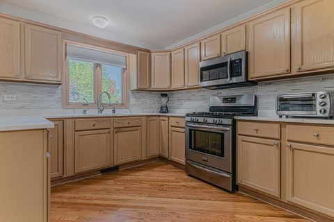Tiny photo for 10N836 Lakeside Court, Elgin, IL 60124 (MLS # 12470240)