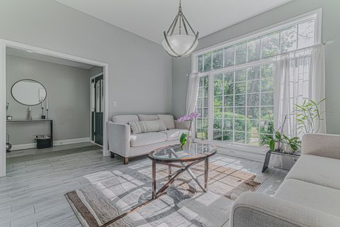 Tiny photo for 10N836 Lakeside Court, Elgin, IL 60124 (MLS # 12470240)