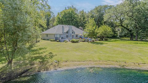 Tiny photo for 10N836 Lakeside Court, Elgin, IL 60124 (MLS # 12470240)