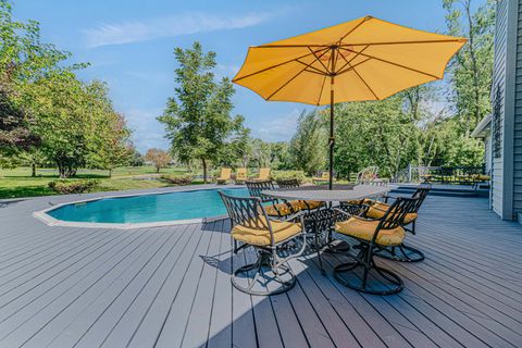 Tiny photo for 10N836 Lakeside Court, Elgin, IL 60124 (MLS # 12470240)