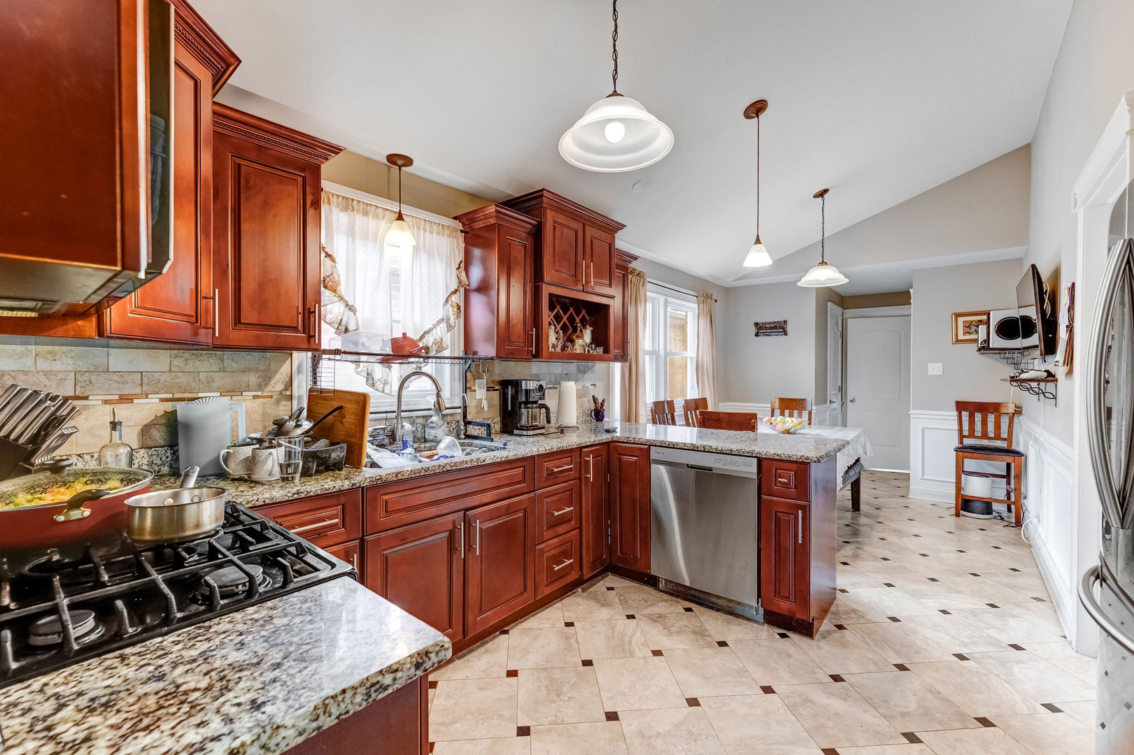 3612 W 64th Place